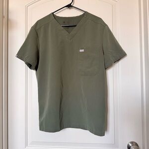 FIGS Technical Collection Olive Green Men's scrub Shirt size Medium